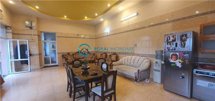 Royal Imobiliare - Vanzare casa zona Centrala