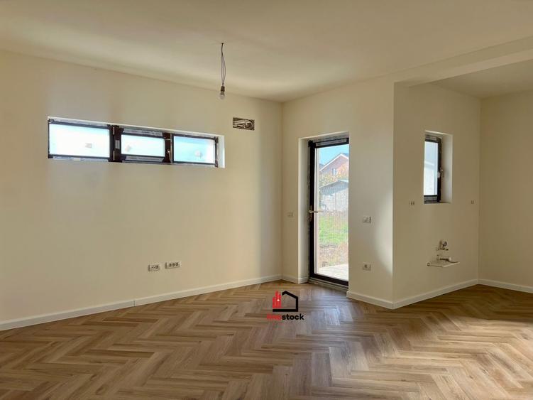 1/2 Duplex Sanandrei pret avantajos