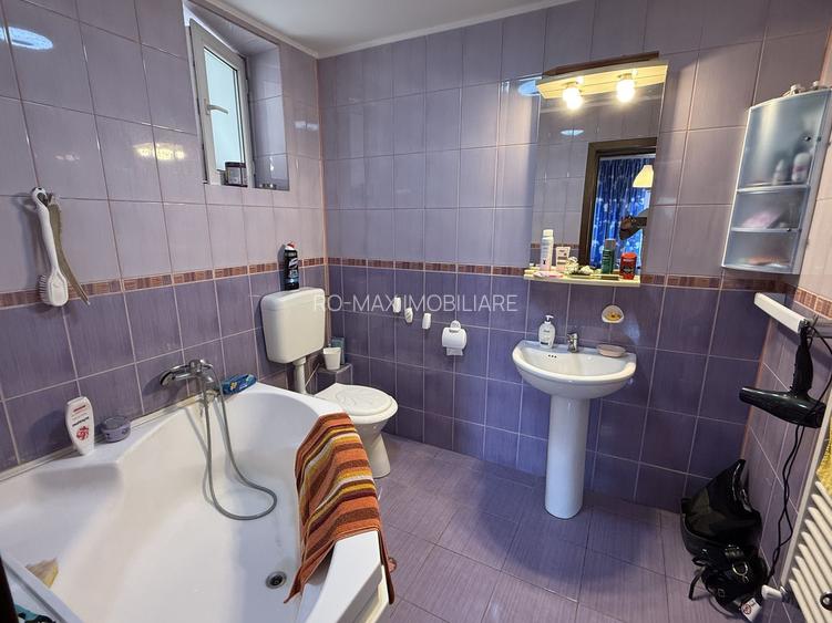 Vila P+1 cu terasă 255 mp + garaj 22,5 mp si teren 417 mp-Berceni ! - 14