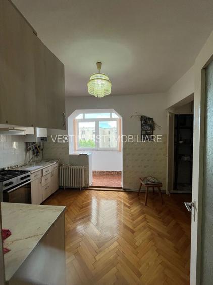 Apartament 4 camere 2 bai Central - 3