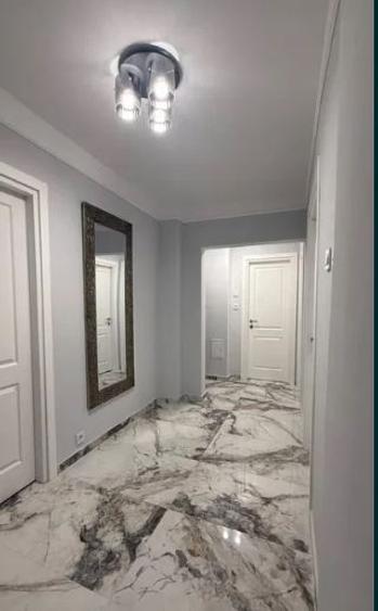 Apartament 3 Camere,Unirii,bl.1995,reabilitat,parter/8,DECOMANDAT,Amenajat