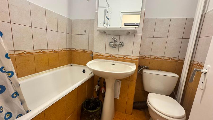 Garsonieră de închiriat str. Gheorghe Costaforu