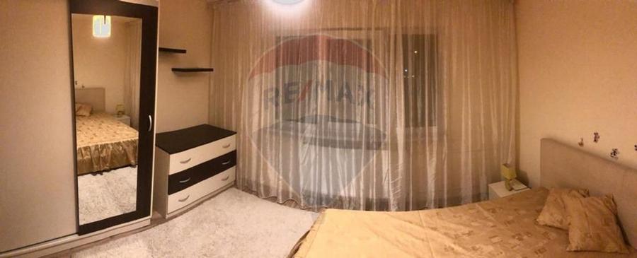 Apartament cu 2 camere de vânzare în zona Lapus