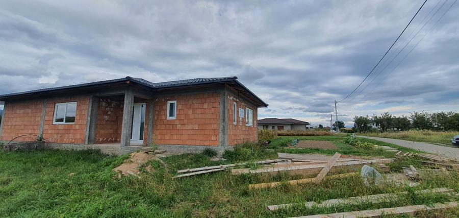 Mocira casa noua de vanzare