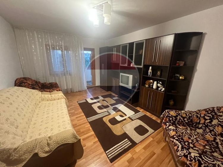 Apartament 2 camere în zona Doi Stejari
