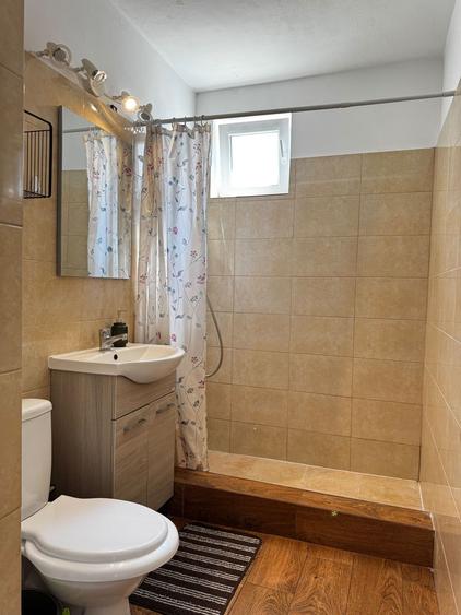 Apartament cu 2 camere de închiriat – Zonă Centrala