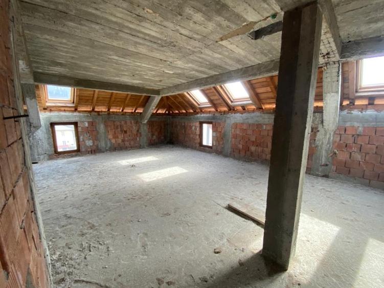 Casa de vanzare central Busteni, Jud. Prahova
