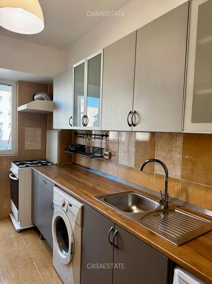 Inchiriere apartament 3 camere Victoriei
