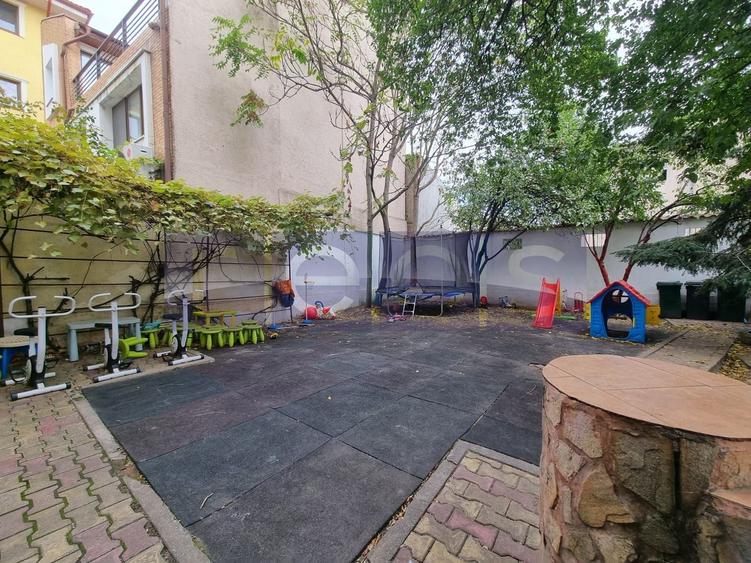 DE INCHIRIAT VILA  D+P+1+2 + CURTE | ZONA PARCUL CAROL - 85