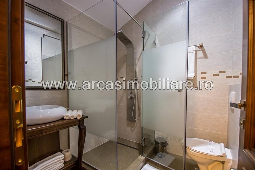 HOTEL DE VANZARE 5* ULTRACENTRAL!