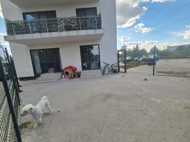 Apartament 2 Camere Decomandat Mobilat | Curte 66 MP | Loc Parcare