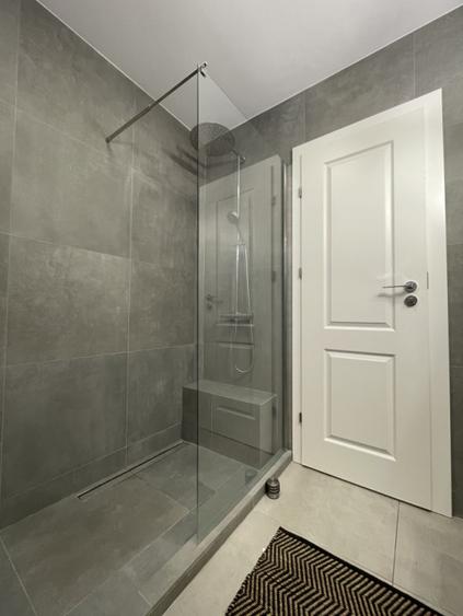 Apartament modern cu 3 camere si parcare