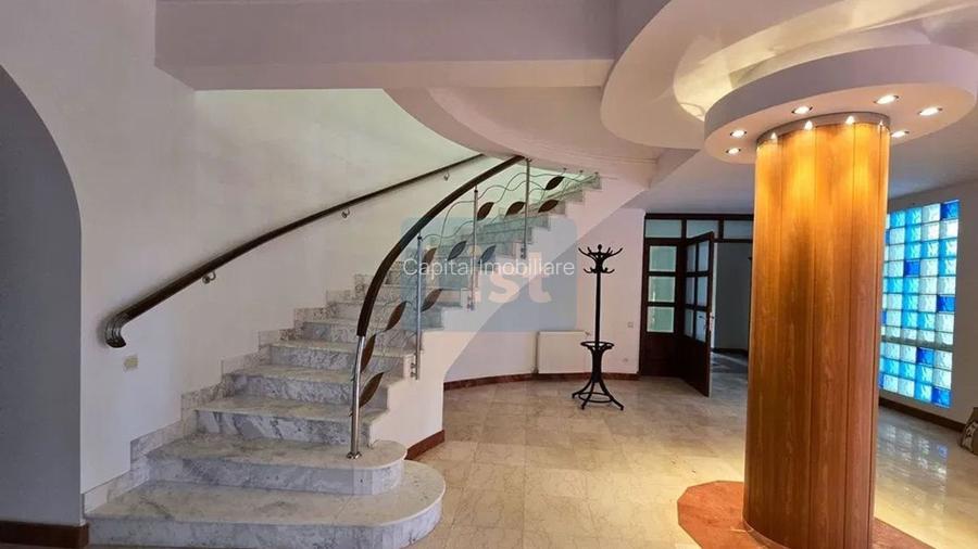 Vând Hotel/Pensiune Breaza: 15 camere, 1000 mp
 - 6