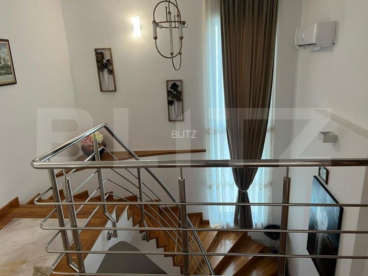 Reședință impunătoare, 6 camere, 430 mp și un teren de 730 mp, zona Cetate