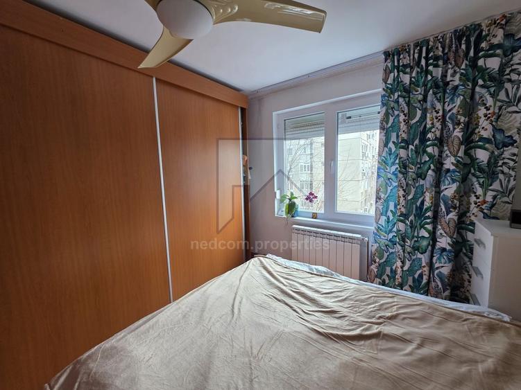 Vanzare apartament 3 camere Rahova - Barca