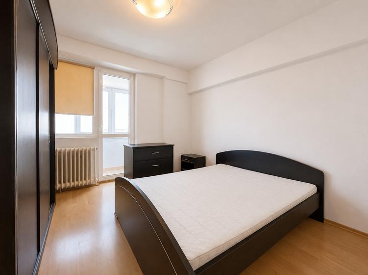 3 camere metrou Iancului