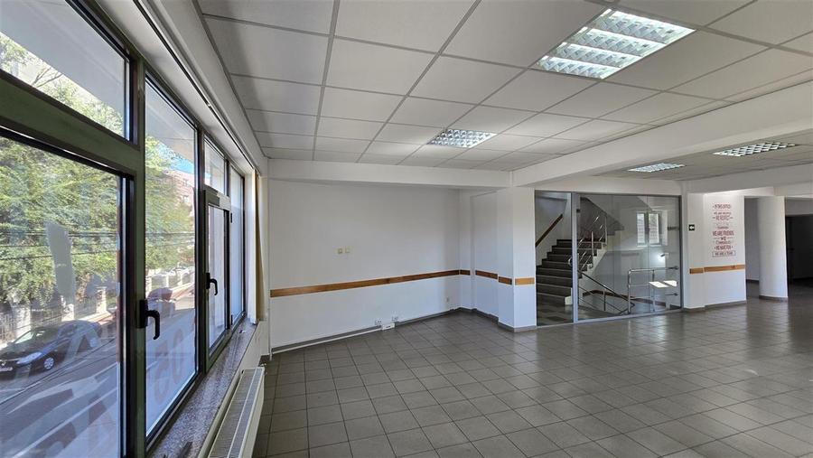 Cladire Birouri - Langa Primaria Suceava! De Inchiriat! 0727817187