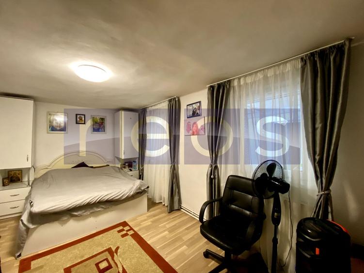 DE VANZARE CASA 4 CAMERE | 108 MP UTILI TERASA 13 MP TEREN 142 MP | PIATA RAHOVA - 33