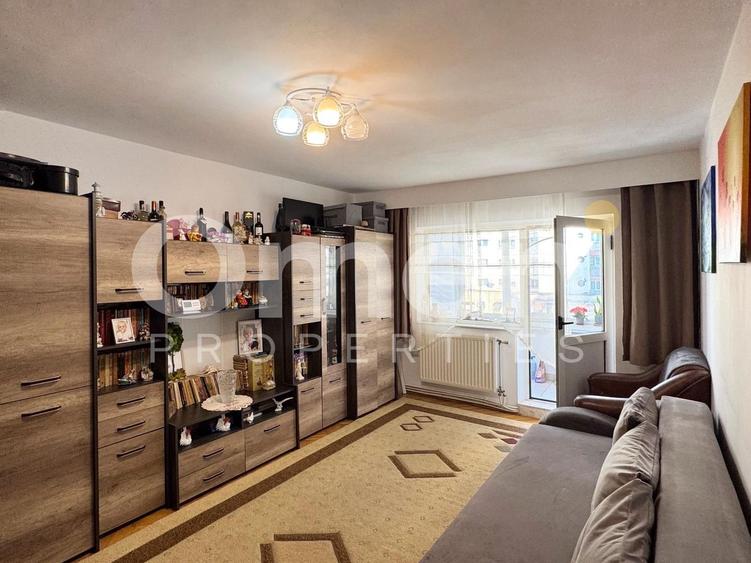 Apartament 3 camere de vânzare | etaj 2 | Bulevardul Traian