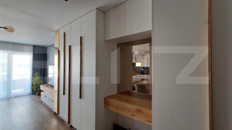 Apartament 2 camere, mobilat-utilat, 3 balcoane, 75.64 mp, priveliște superbă