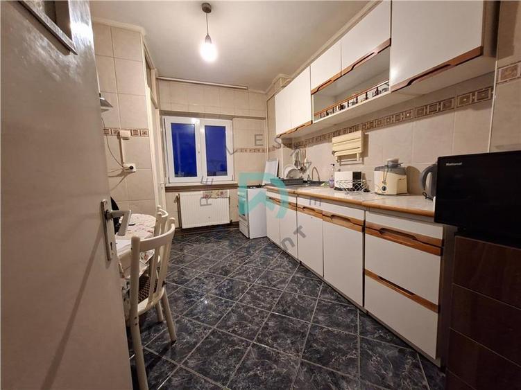 Apartament 3 camere Judetean, Brasov