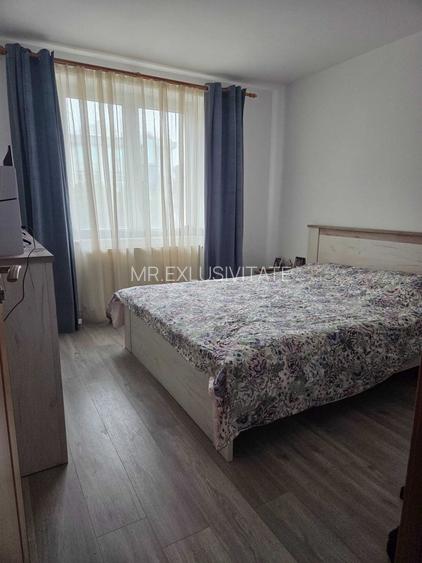 Vand apartament 2 camere zona centrala
