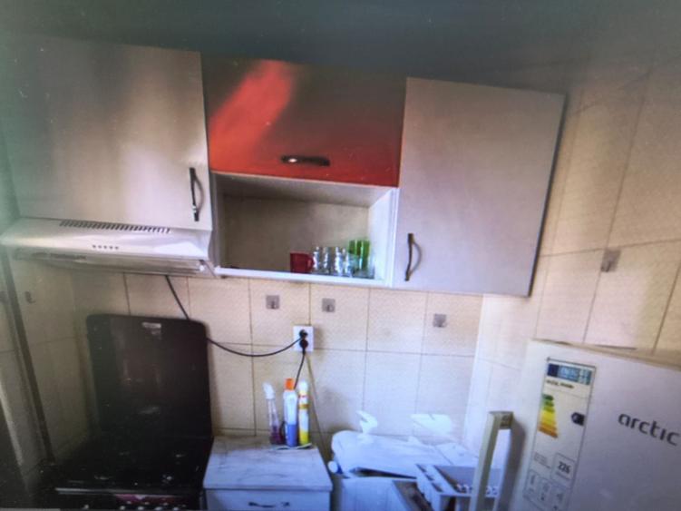 CIRESICA 2 CAMERE SEMI , GAZE 32 MP PRET 75000 EURO
