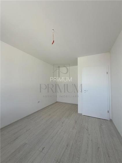CASA INSIRUITA  ( PE COLT ) - ZONA DE TOP - DORMITOR CU DRESSING - 4