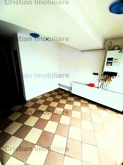 Spatiu comercial 57 mp, POZITIE EXCELENTA, Garii