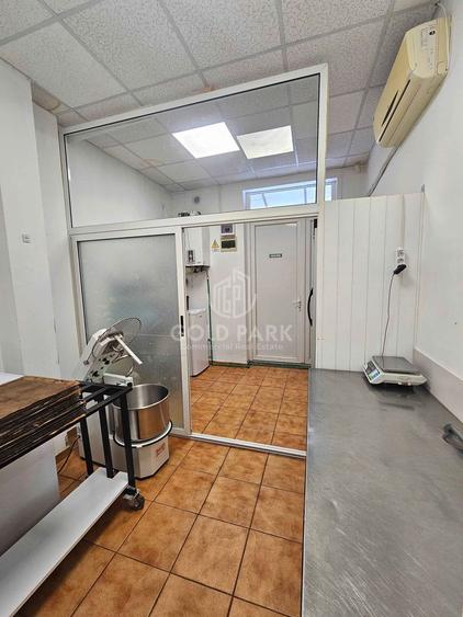 Spatiu Comercial - Zona Central - 2 Cai de Acces