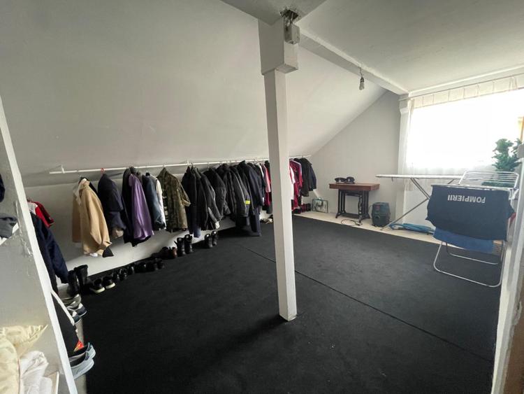 Casa familiala, 5 camere, zona buna, linistita