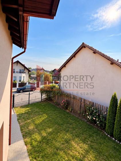Casă tip duplex, renovată integral, în Cristian – Brașov