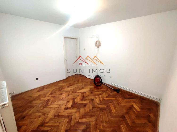 Apartament 3 camere - parter, Piața centrală - Câmpina - 69500 EURO - 5
