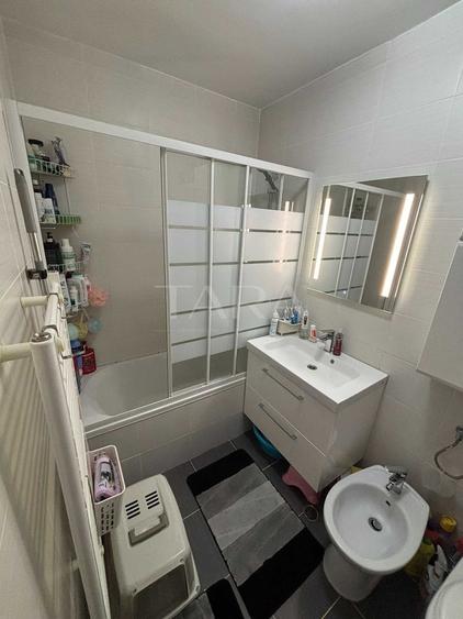 Apartament 3 camere, 64 mp, zona Terra, Florești