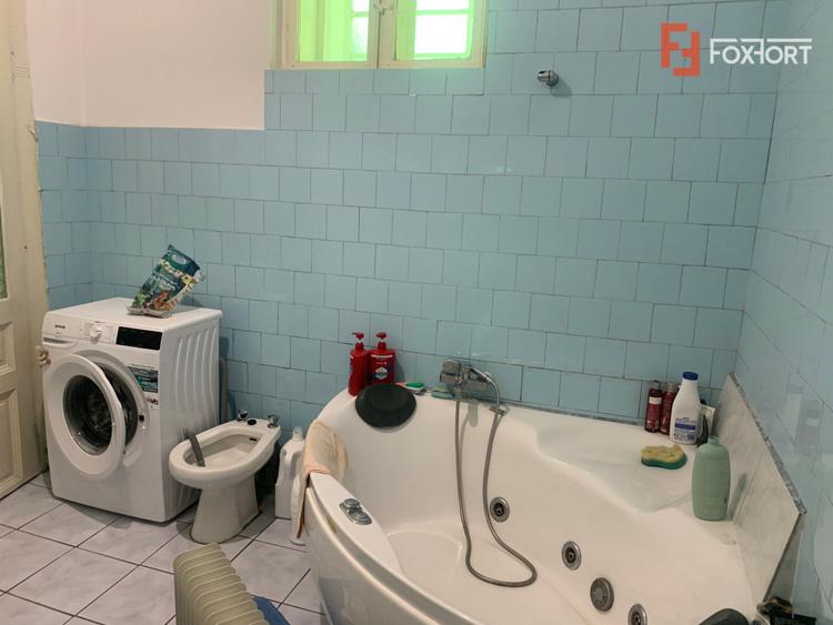 Casa individuala cu 3 imobile separate de vanzare in zona Iosefin