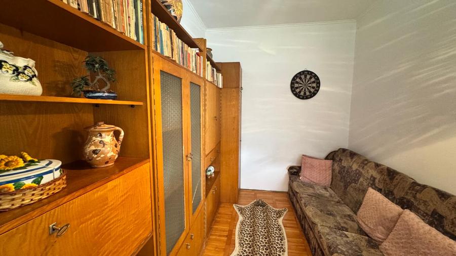 Apartament cu 3 camere de închiriat, str. Șelimbărului-AP1560