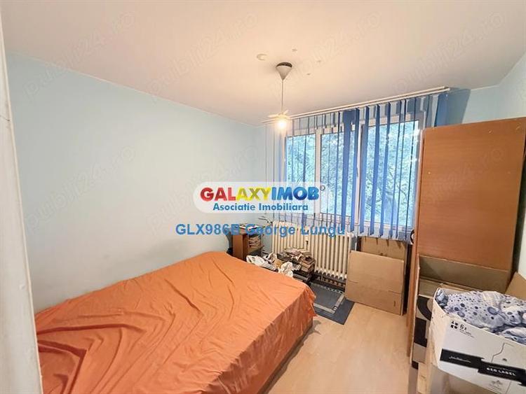 Apartament 3 camere decomandat Drumul Taberei Valea Ialomitei