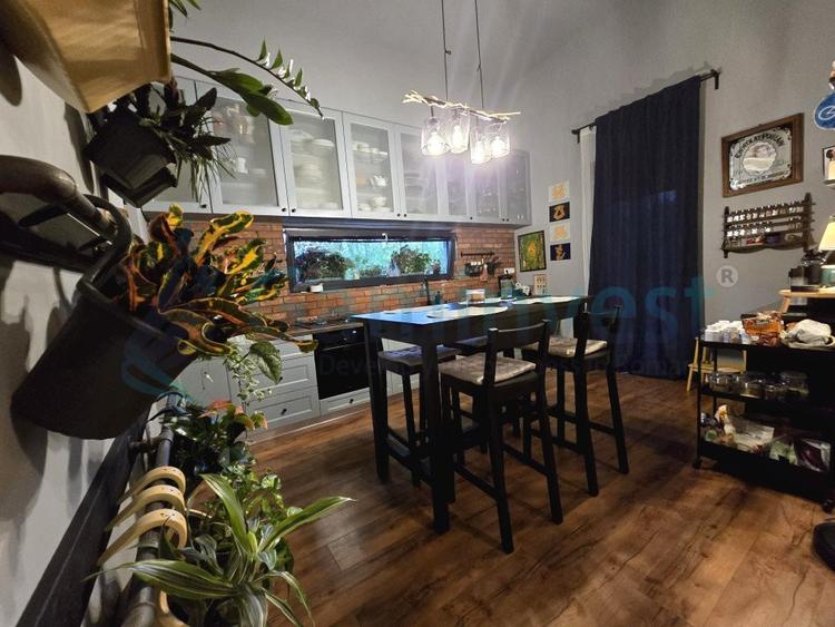 Casa exclusivista cu 5 camere de vanzare,Oradea,Bihor