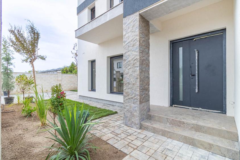 Casa individuala cu 5 camere. Aspect mediteranean. Teren 500 mp. Comision 0