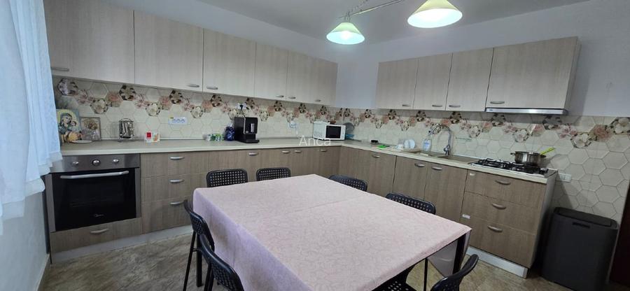 Pensiune cu 10 Camere, Complet Funcțională, în Eforie Nord - 7