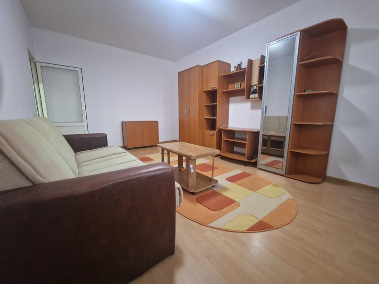 Navodari (Sud)- 2 camere decomandate 54mp, mobilat-utilat, 55.000euro