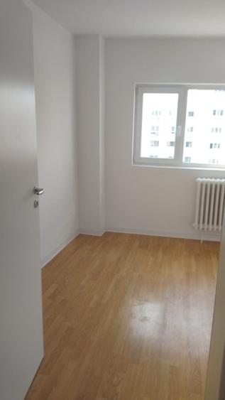 Metrou 8M-Proprietar2 camere, dec 54 mp, renovat 2026/1983 | Arena Națională