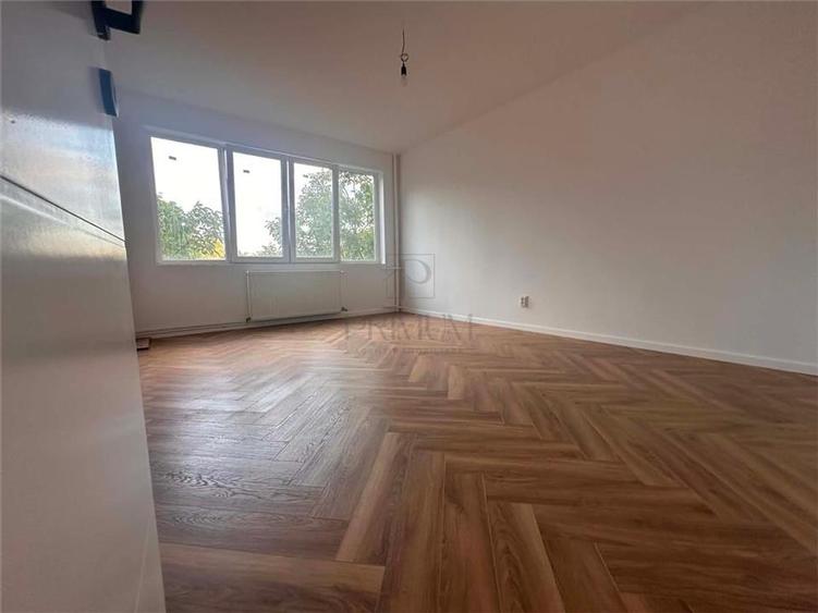 GH. LAZAR - 2 CAMERE - CENTRALA PROPRIE - DECOMANDAT - LIFT - ETAJUL 3