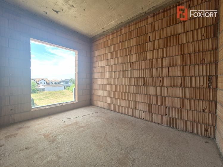 Duplex cu 4 camere de vanzare in localitatea Dumbravita