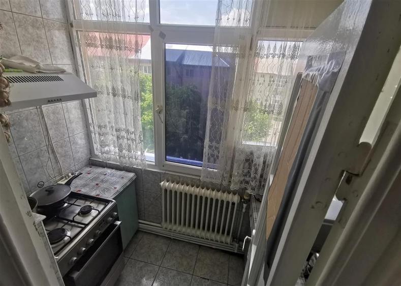 Apartament 3 Camere | Obcini | Decomandat | 68 mp | 3c-4380