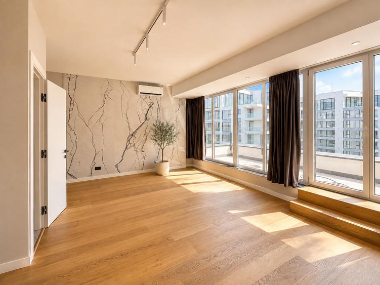 Penthouse Spectaculos -3 camere- 308mp total-