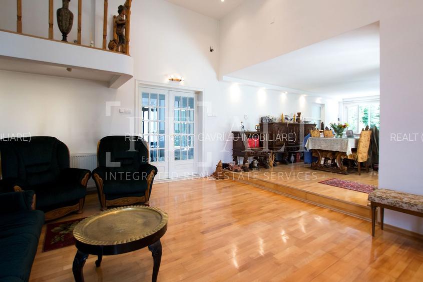 Vanzare casa, vila 10 camere | 3.265mp teren, Finisare Premium | Breaza, Prahova - 8