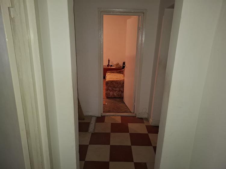 Apartament 2 camere, etaj 4/4, 42 mp totali, zona Sud – Mausoleul Eroilor