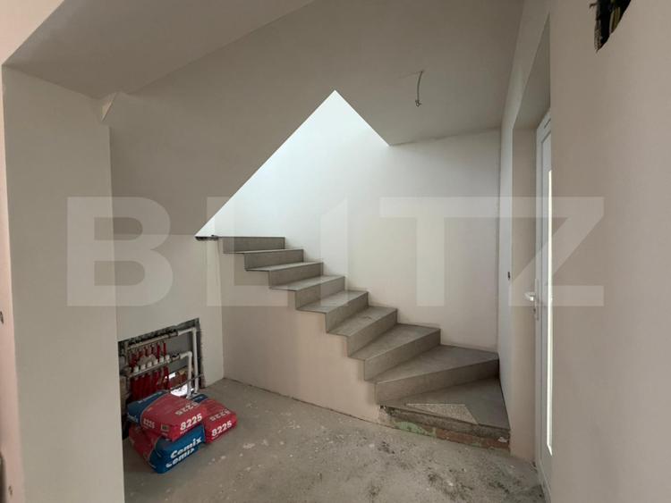Casă de vânzare P+1 – 3 camere, 100 mp, zona Titulescu