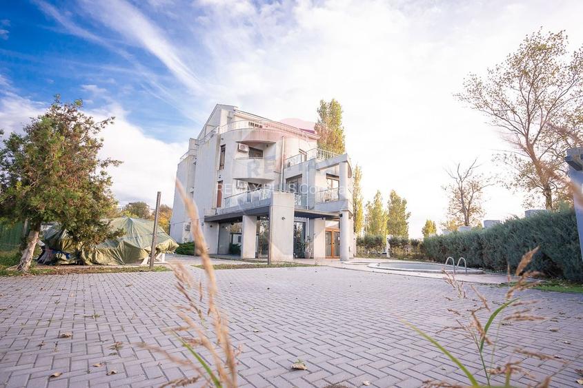 Hotel Boutique de vanzare zona Pescarie Constanta teren 1364 mp - 2